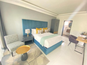 Pristine Lobengula Deluxe Suite - 2203